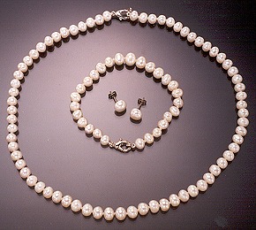 "Gwyneth" necklace, "Nicole" bracelet, "Brooke" earrings classic pearl set