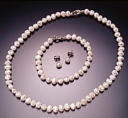 "Mandy" nugget pearl set
