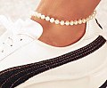 Pamela pearl ankle bracelet